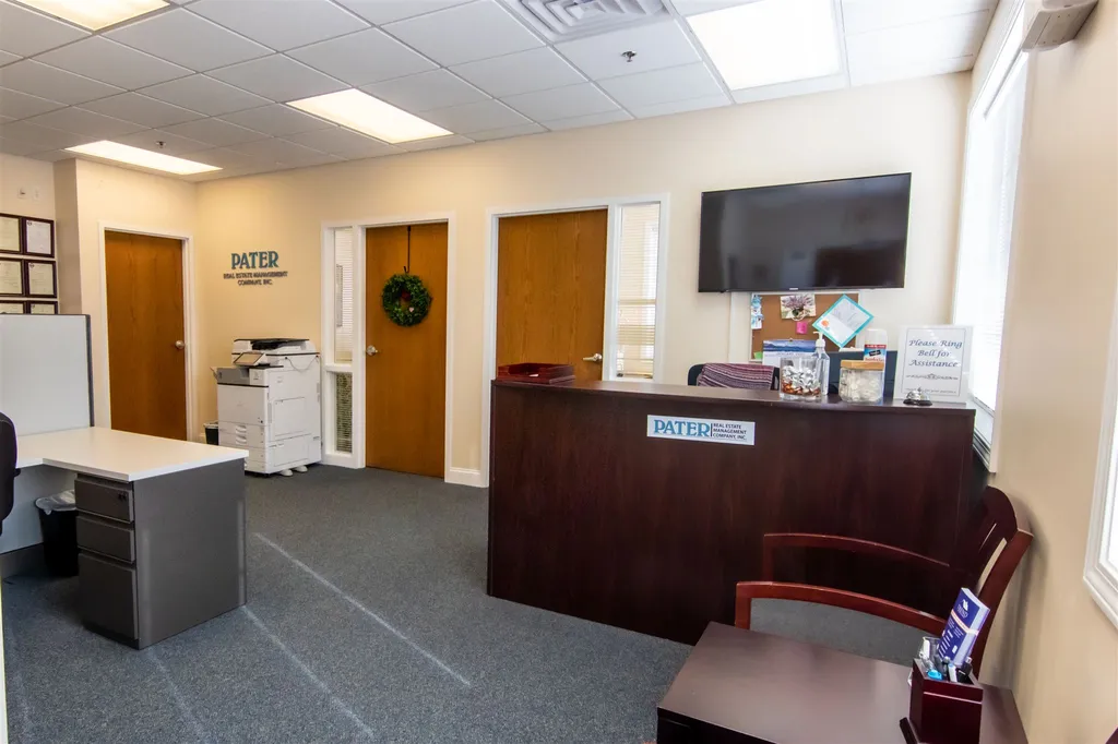 60 Crystal Avenue Derry NH 03038