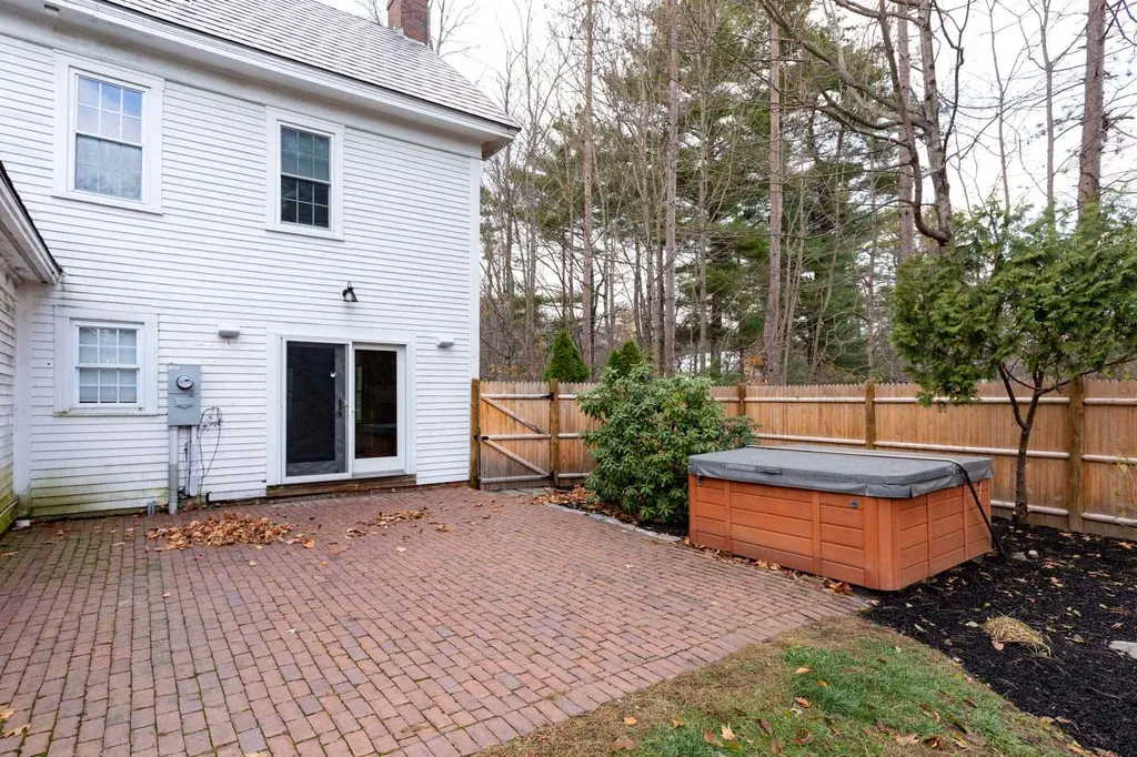 45 Little River Road Kingston NH 03848