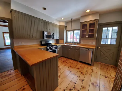 45 Little River Road Kingston NH 03848