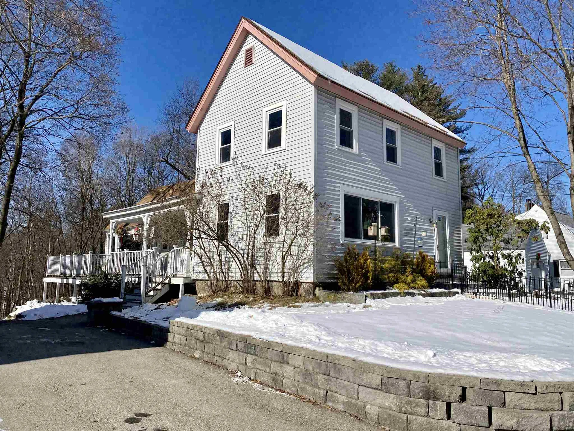 24 North Street Milford NH 03055