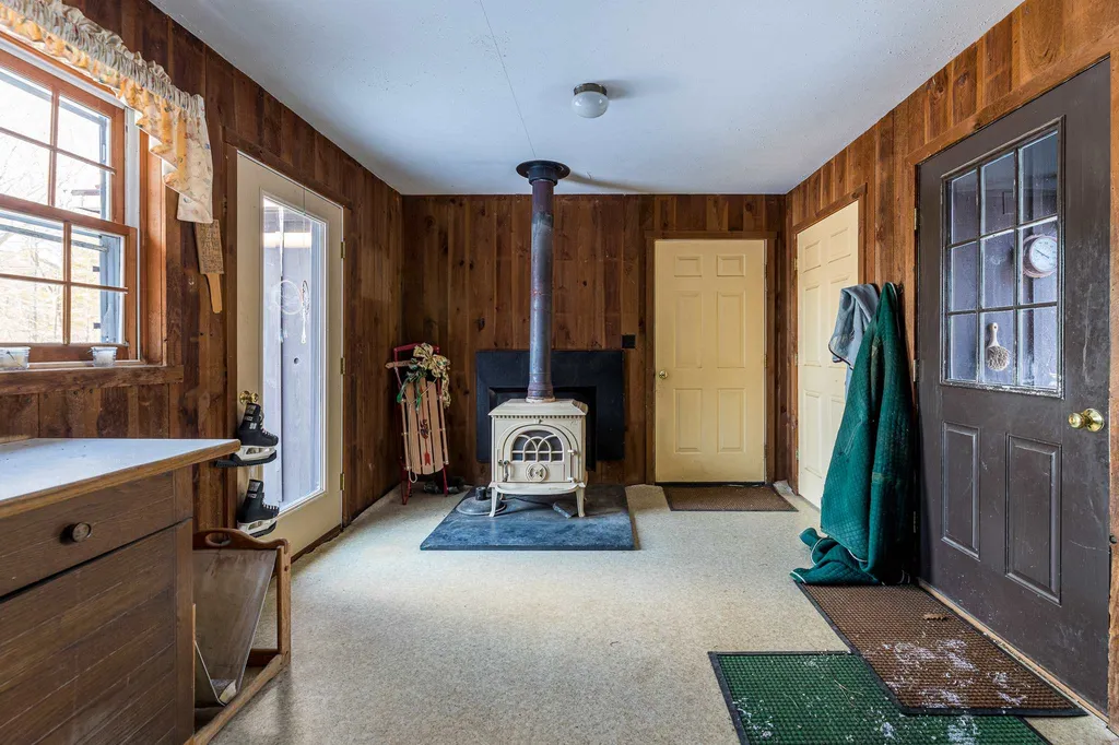 138 Three Mile Road Hanover NH 03755