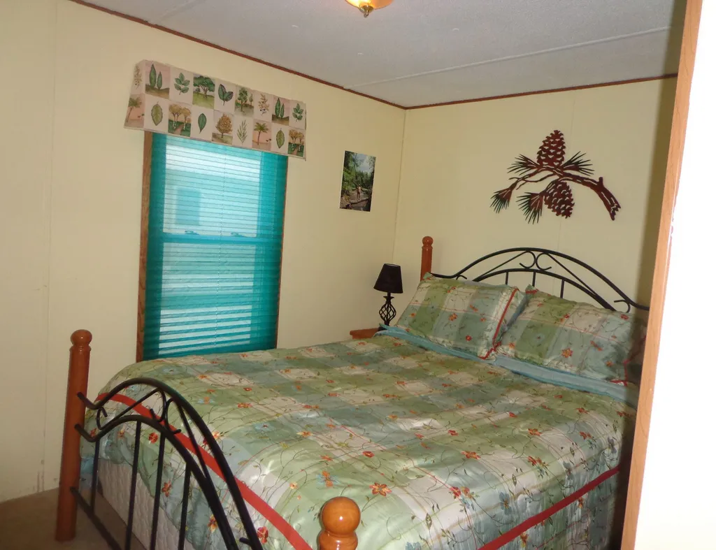 19 Franklin Street Lincoln NH 03251