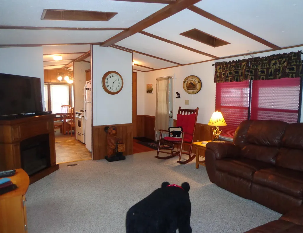 19 Franklin Street Lincoln NH 03251