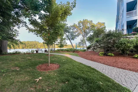 55 River Front Drive Manchester NH 03102