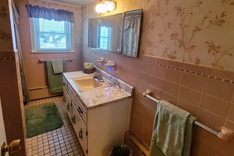 24 High Street Laconia NH 03246
