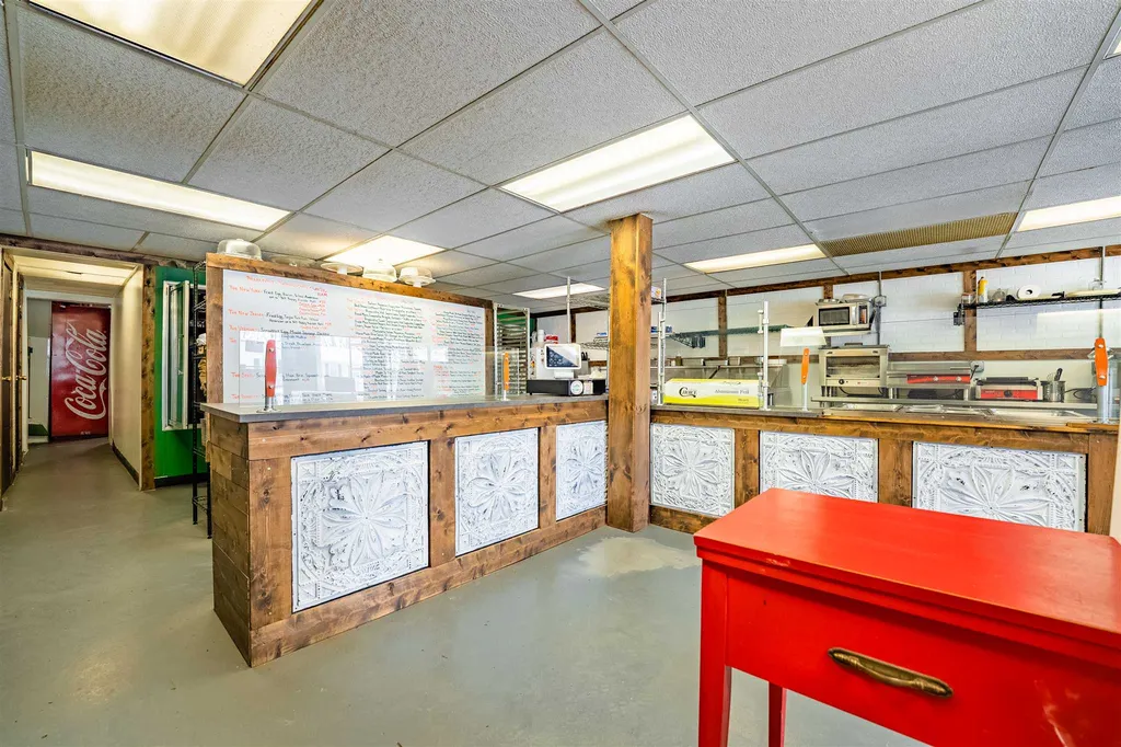 506 Porters Point Road Colchester VT 05446