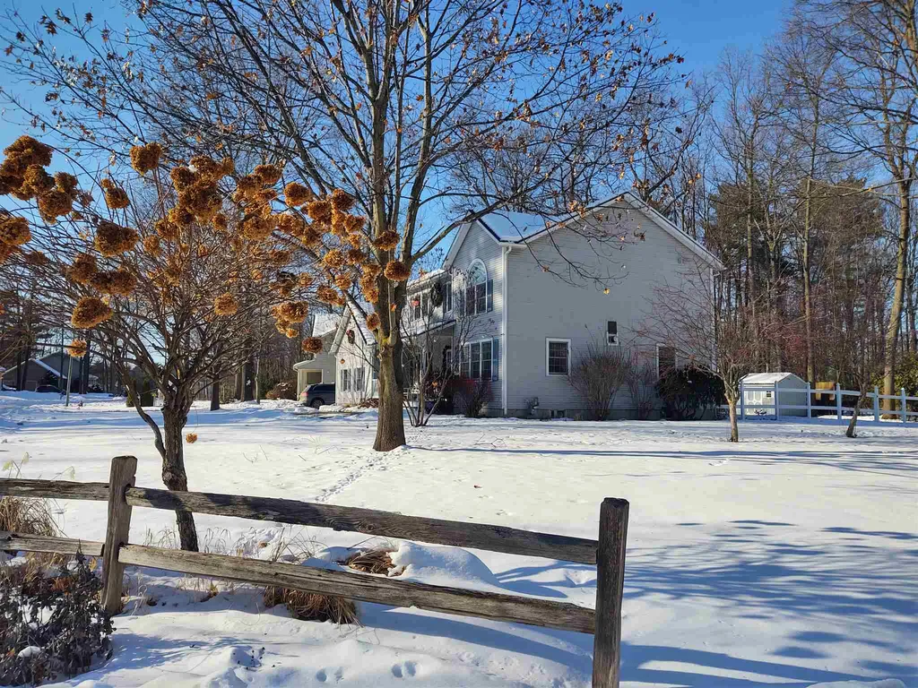 62 Fox Run Colchester VT 05446