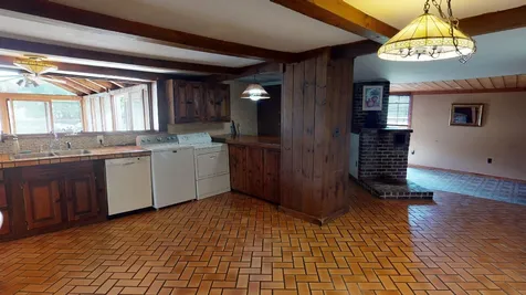148 E Main Street Tilton NH 03276