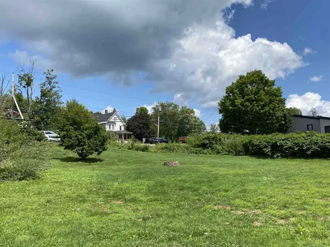 148 E Main Street Tilton NH 03276