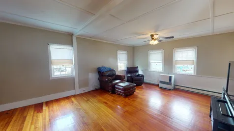148 E Main Street Tilton NH 03276