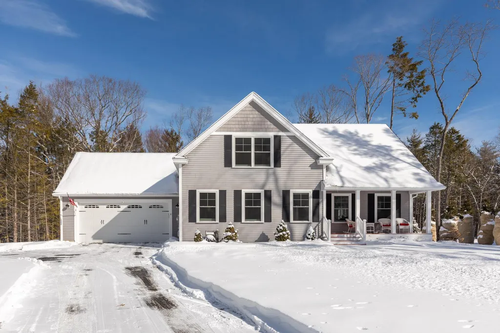3 Haywick Drive Stratham NH 03885