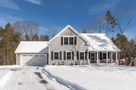 3 Haywick Drive Stratham NH 03885