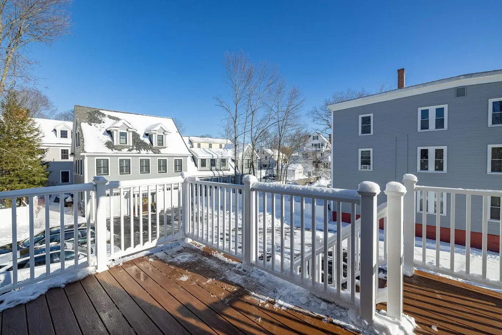 35 Columbia Street Portsmouth NH 03801