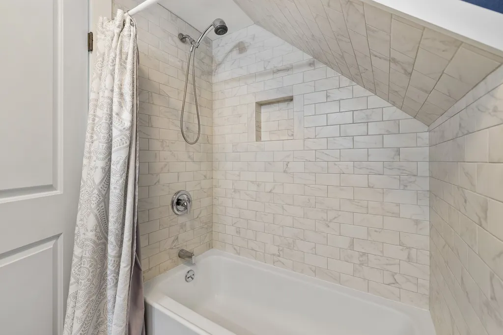 35 Columbia Street Portsmouth NH 03801
