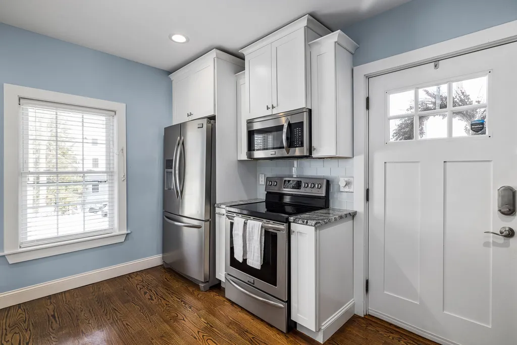 35 Columbia Street Portsmouth NH 03801