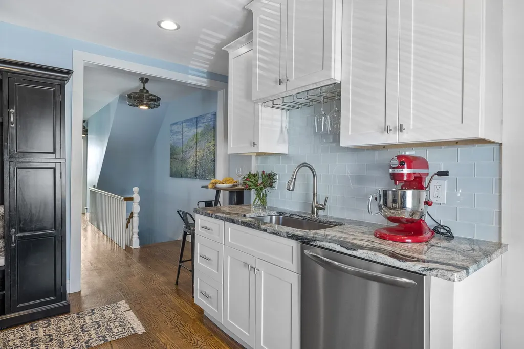 35 Columbia Street Portsmouth NH 03801