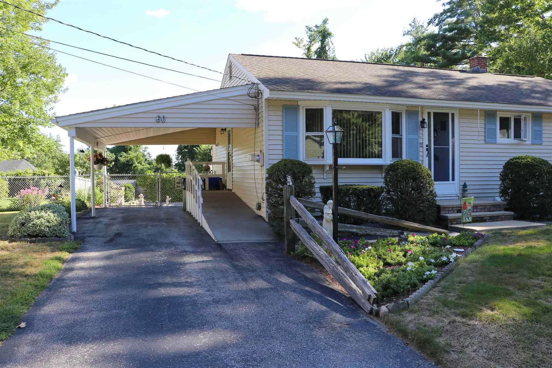 60 Pinedale Street Manchester NH 03102