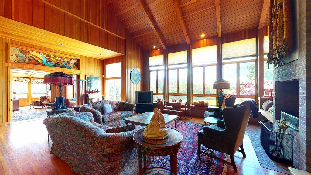 97 Churchill Lane Stowe VT 05672