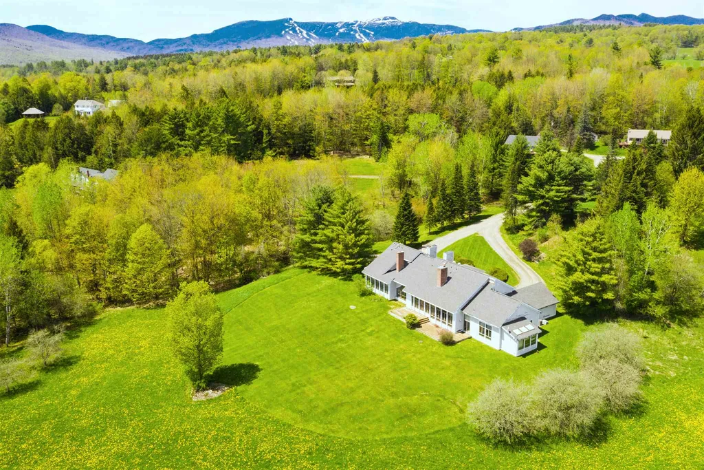 97 Churchill Lane Stowe VT 05672