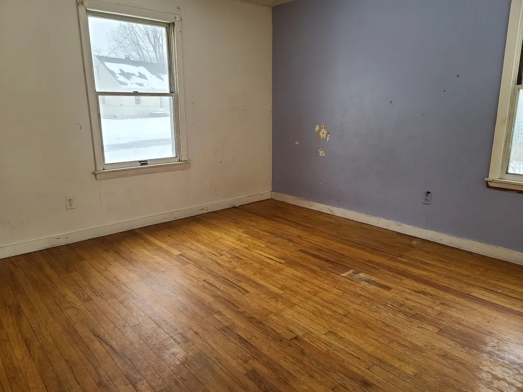 24 Lyons Street Rochester NH 03867