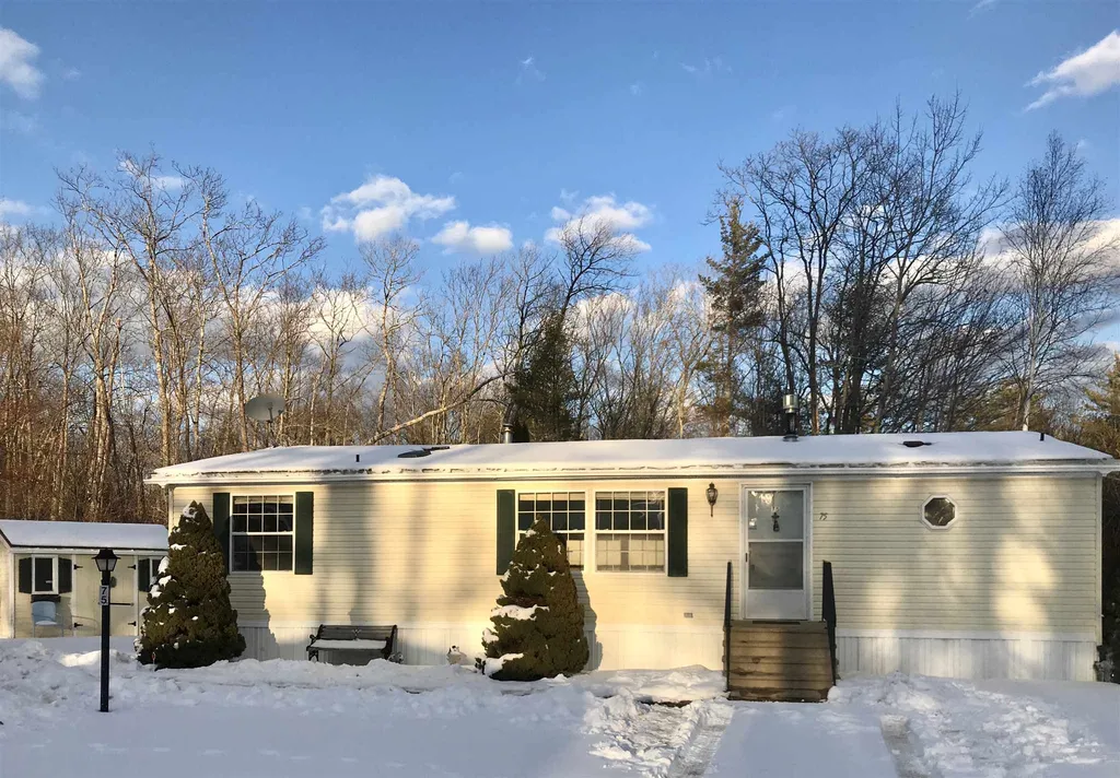 75 Sycamore Boulevard Farmington NH 03835