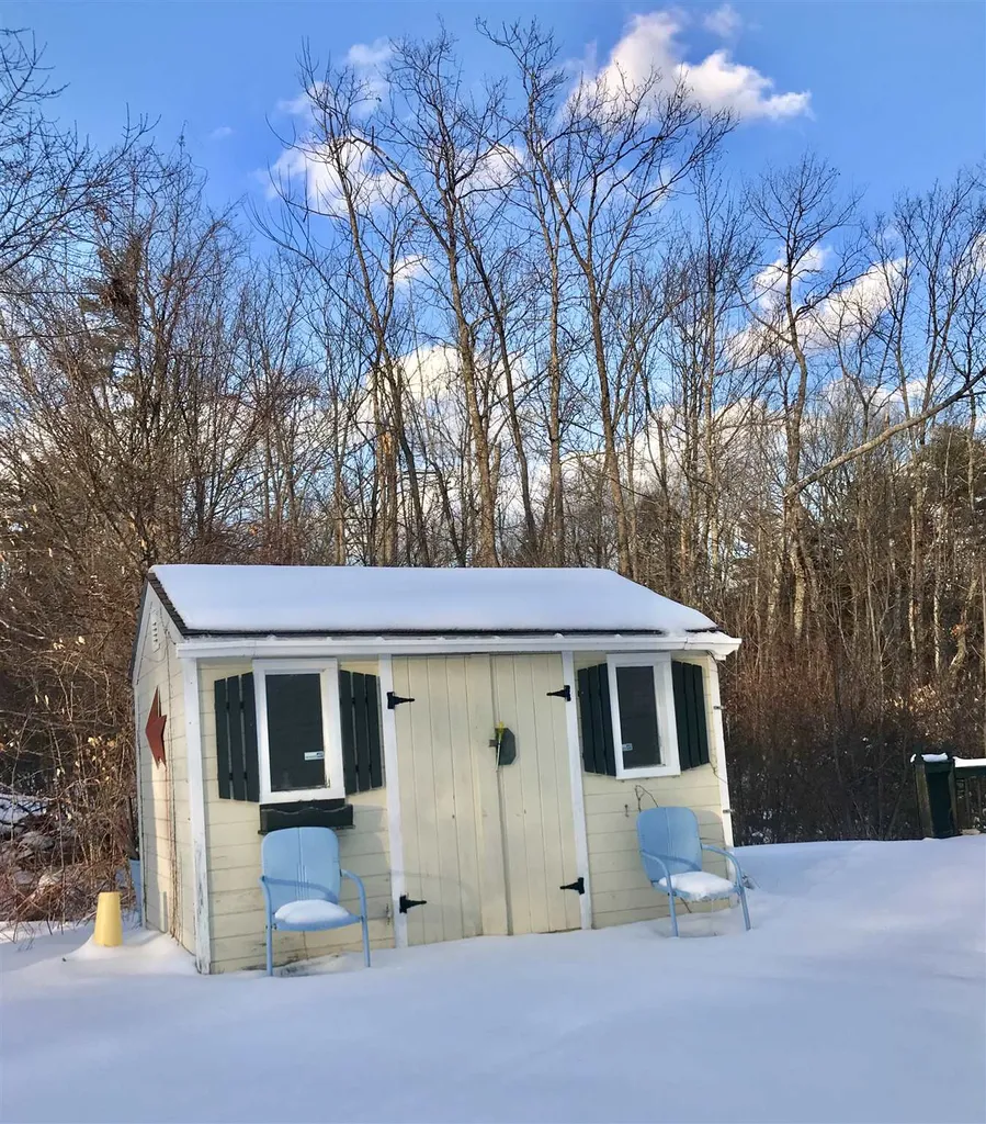 75 Sycamore Boulevard Farmington NH 03835