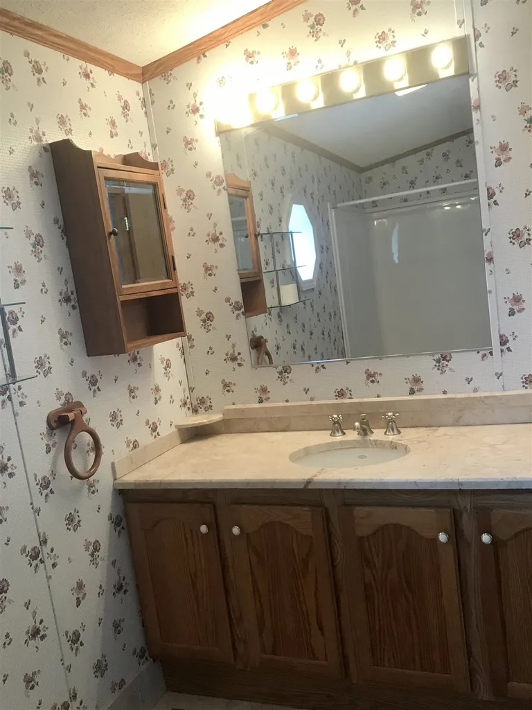 75 Sycamore Boulevard Farmington NH 03835