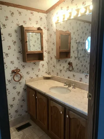 75 Sycamore Boulevard Farmington NH 03835