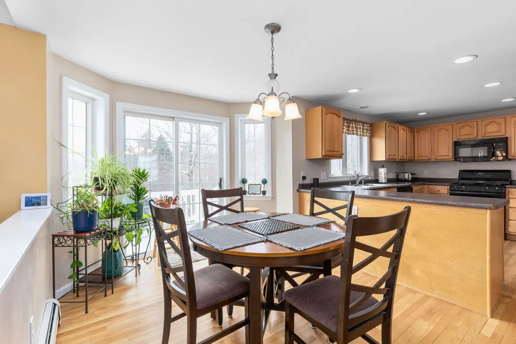 189 Lakeside Oaks Drive Barrington NH 03825