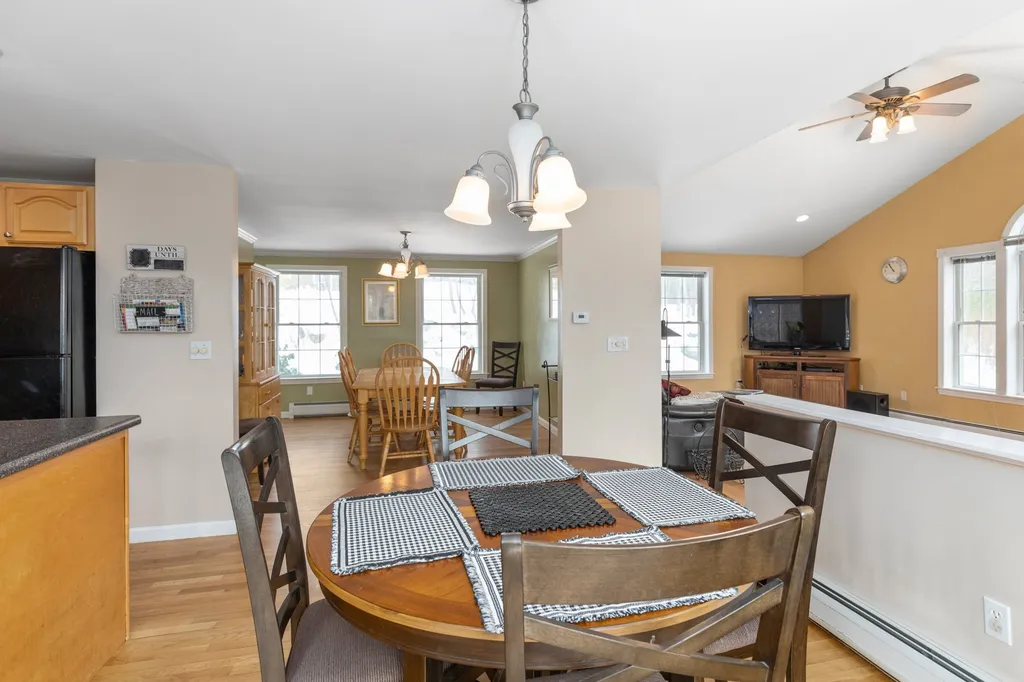 189 Lakeside Oaks Drive Barrington NH 03825