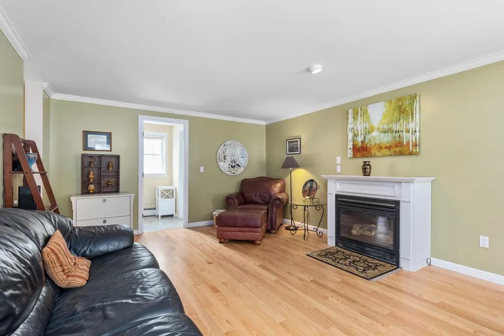 189 Lakeside Oaks Drive Barrington NH 03825