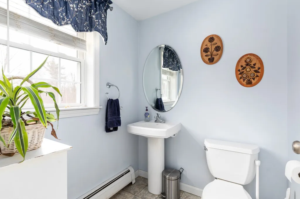 189 Lakeside Oaks Drive Barrington NH 03825