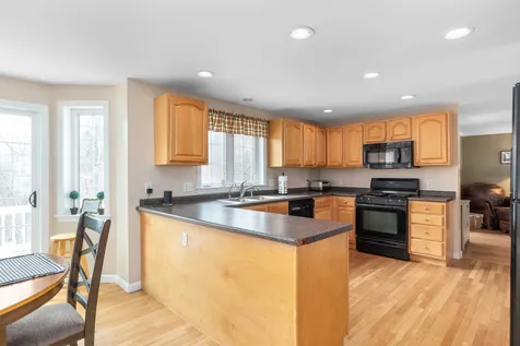 189 Lakeside Oaks Drive Barrington NH 03825