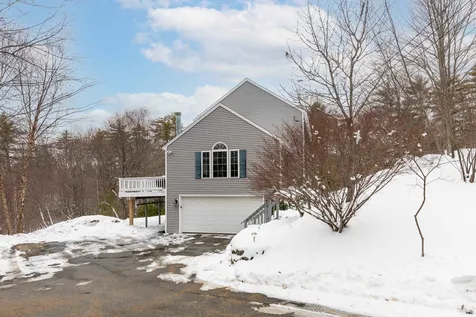 189 Lakeside Oaks Drive Barrington NH 03825