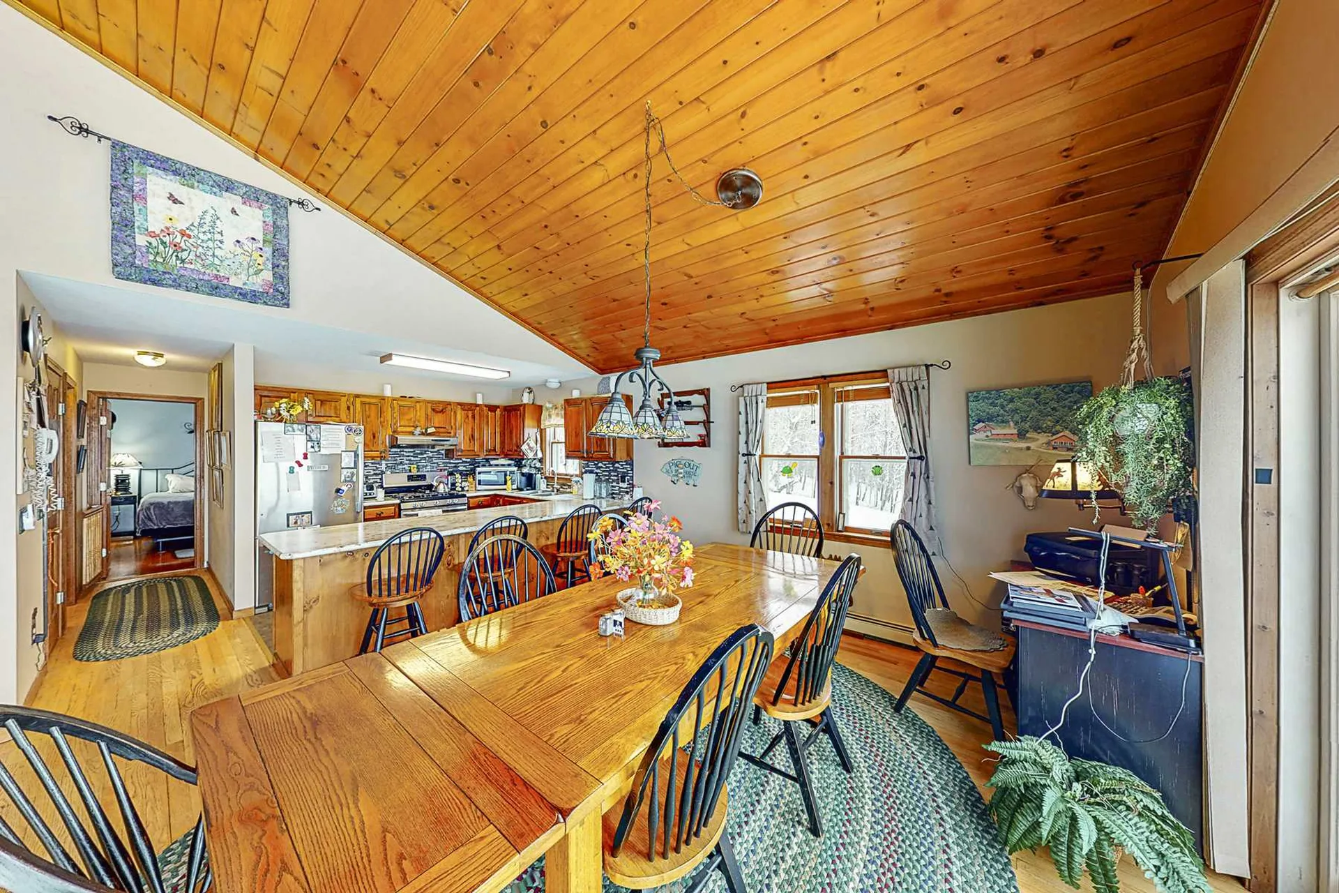 286 Golden Eagle Road Pittsburg NH 03592