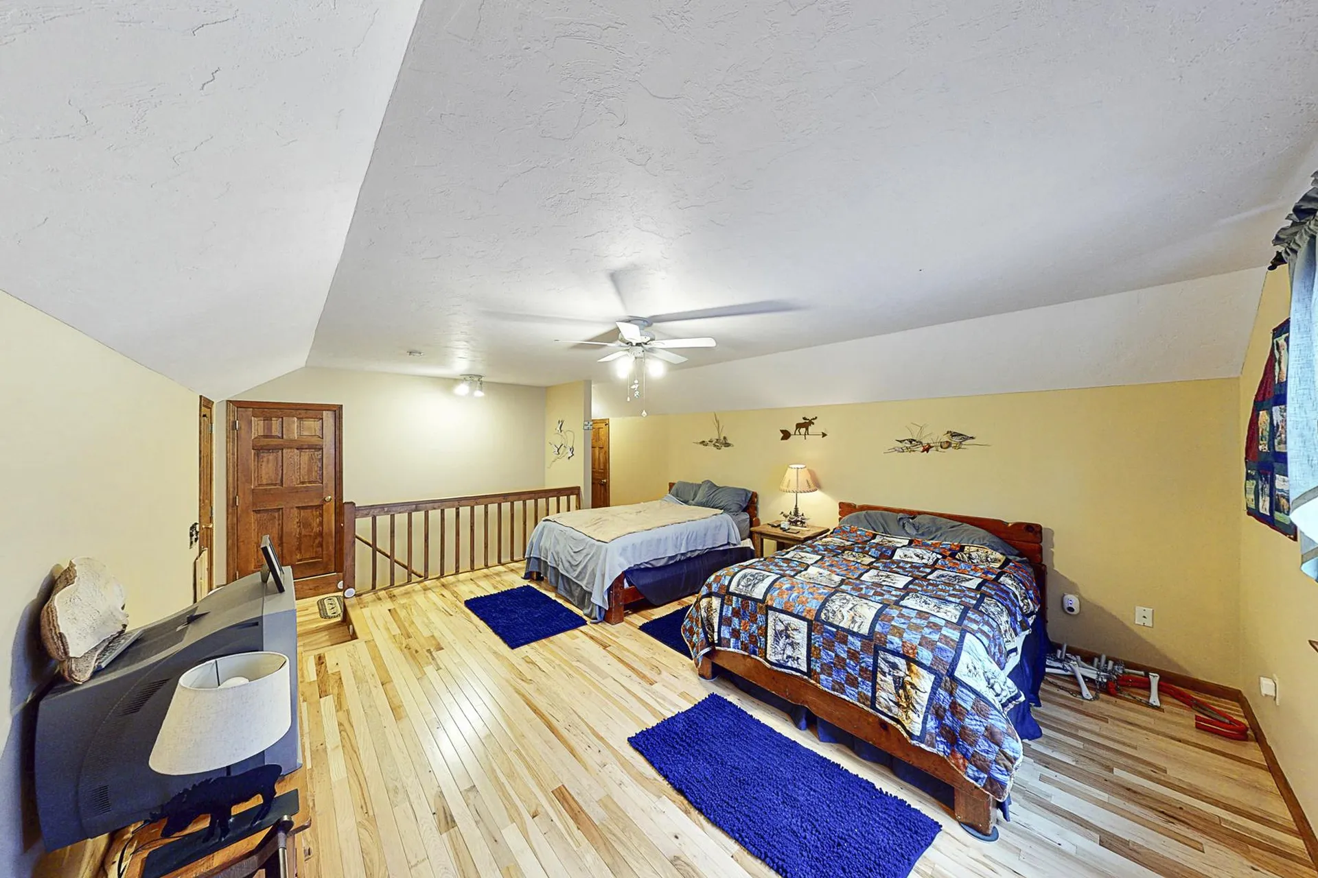 286 Golden Eagle Road Pittsburg NH 03592
