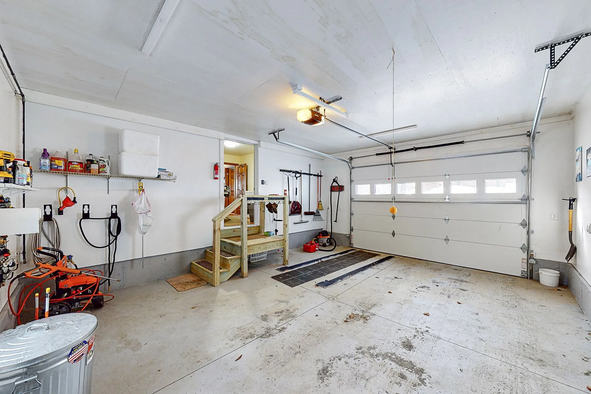 286 Golden Eagle Road Pittsburg NH 03592