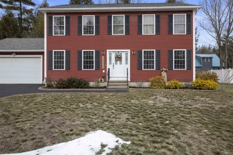 24 Jay Way Rochester NH 03868