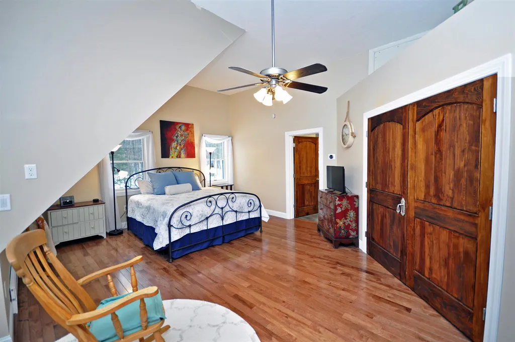 77 Winona Shores Road Meredith NH 03253