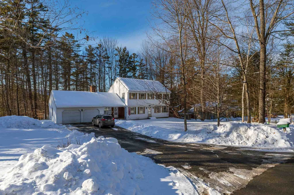 11 Haskins Road Hanover NH 03755
