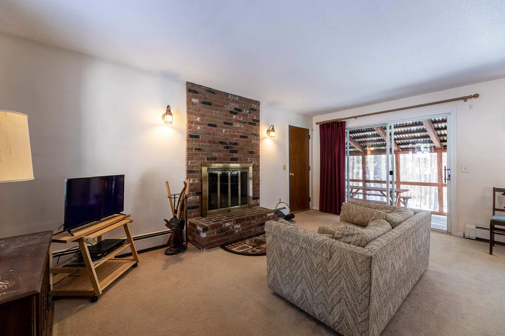 11 Haskins Road Hanover NH 03755