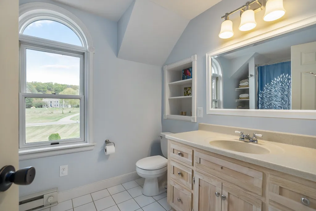 15 Knoll Road Eliot ME 03903