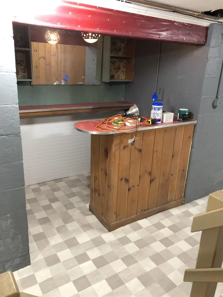 16 Blackwater Road Somersworth NH 03878-1503