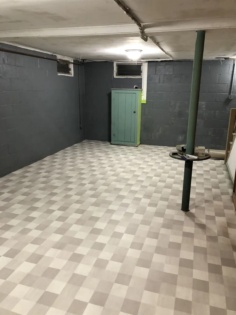 16 Blackwater Road Somersworth NH 03878-1503