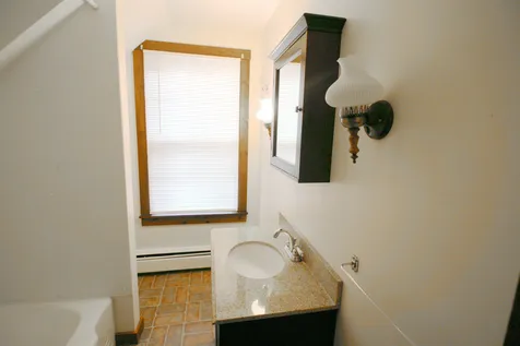 81 Winter Street Exeter NH 03833