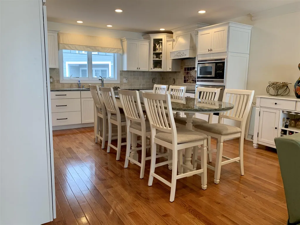 375 Ocean Boulevard Hampton NH 03842