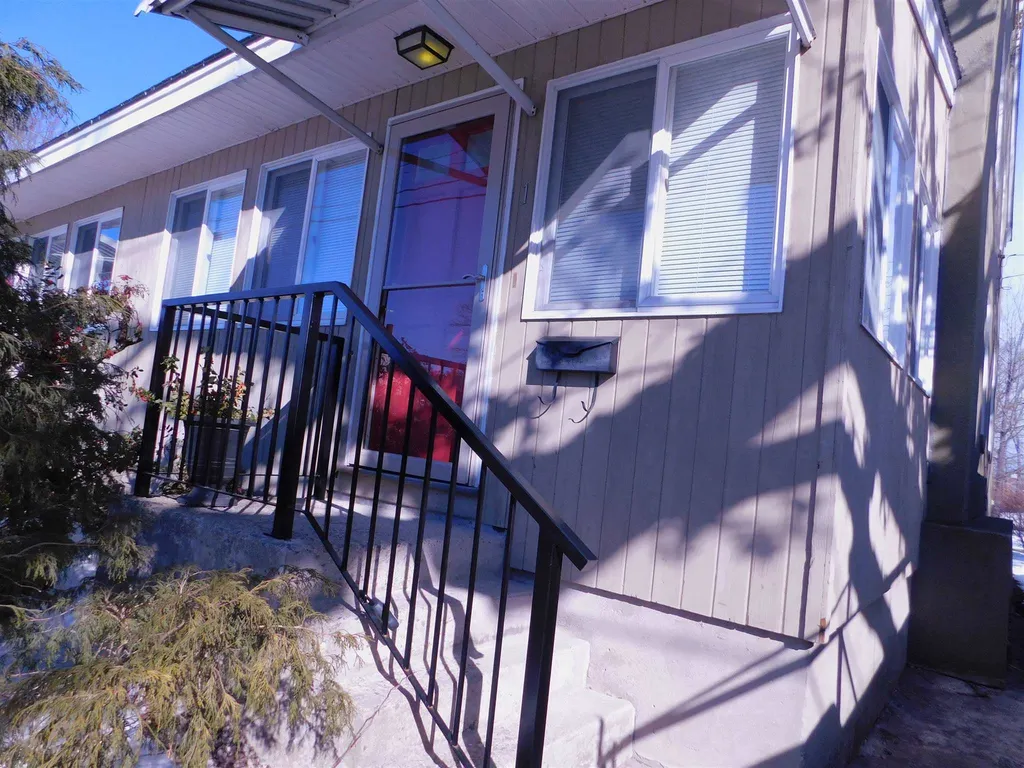 1 Perry Avenue Nashua NH 03060