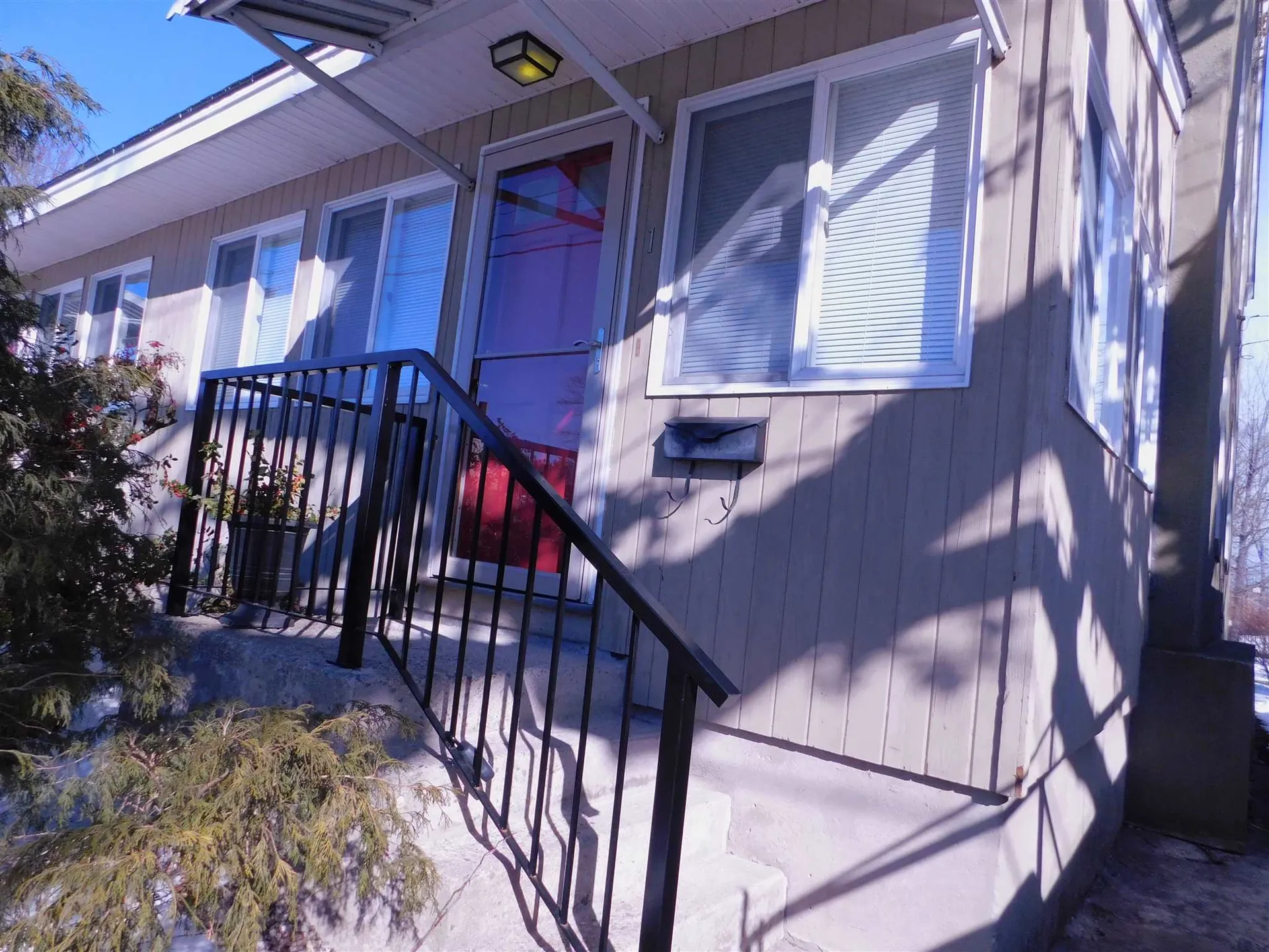 1 Perry Avenue Nashua NH 03060