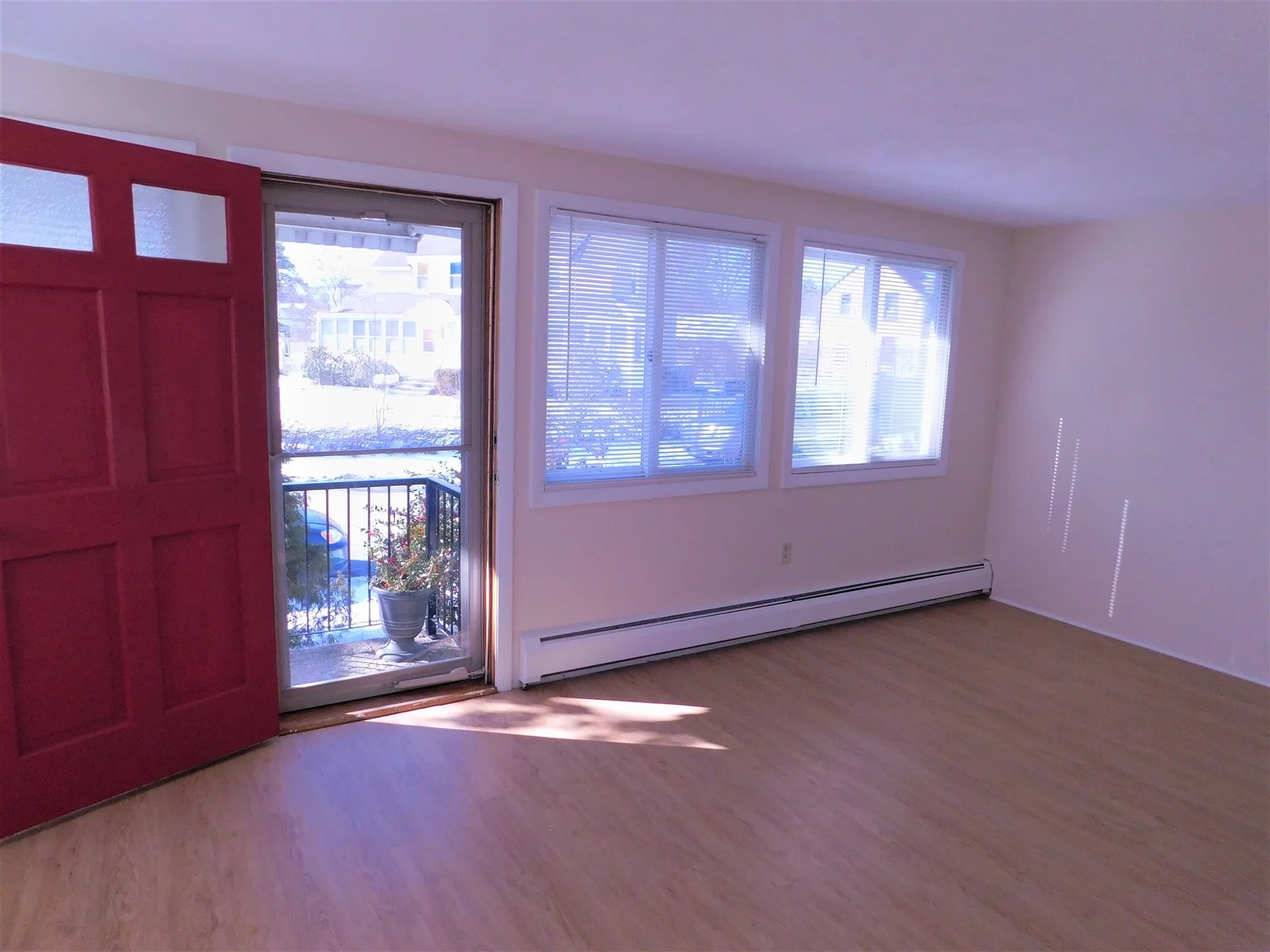 1 Perry Avenue Nashua NH 03060