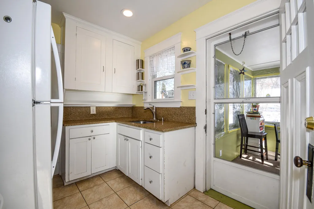 181 Mount Vernon Street Dover NH 03820